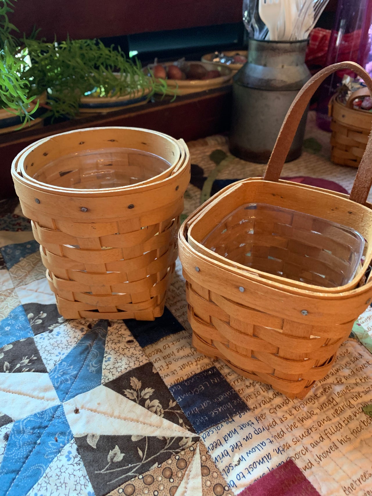 Basket 4 (left pic) and Basket 5 (right pic)