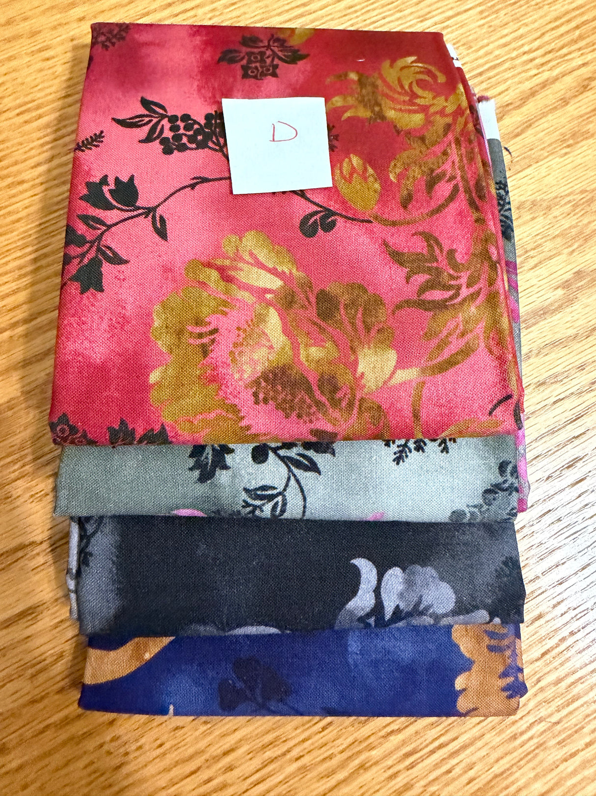 Half-yard, 1 yard & End of Bolt Warehouse Sale