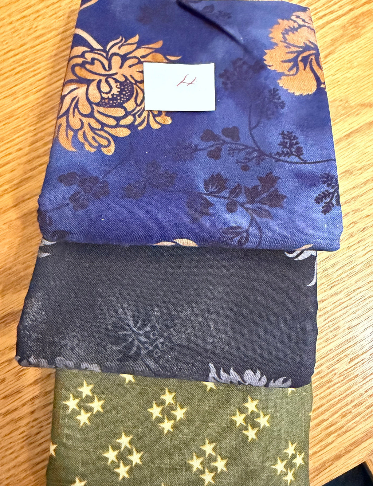 Half-yard, 1 yard & End of Bolt Warehouse Sale